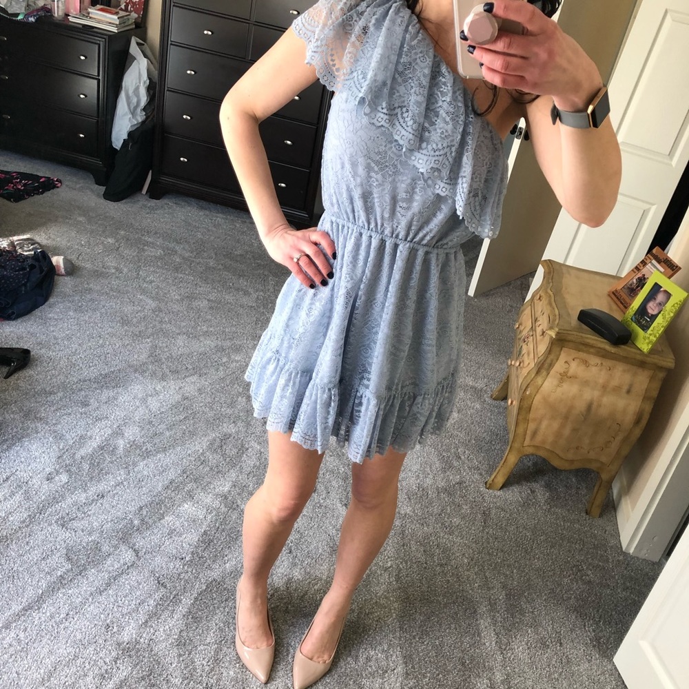 Loves Fire sz small one shoulder lace ruffle dress